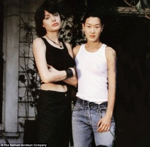 Angelina Jolie and Jenny Shimizu (The Daily Mail UK)